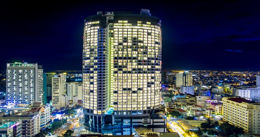 Khách sạn The Empyrean Nha Trang - Vietnam Booking